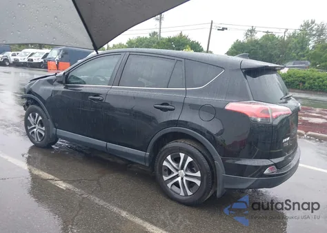 2018 Toyota Rav4 Le z USA, uszkodzony, nr VIN 2T3ZFREV6JW451722